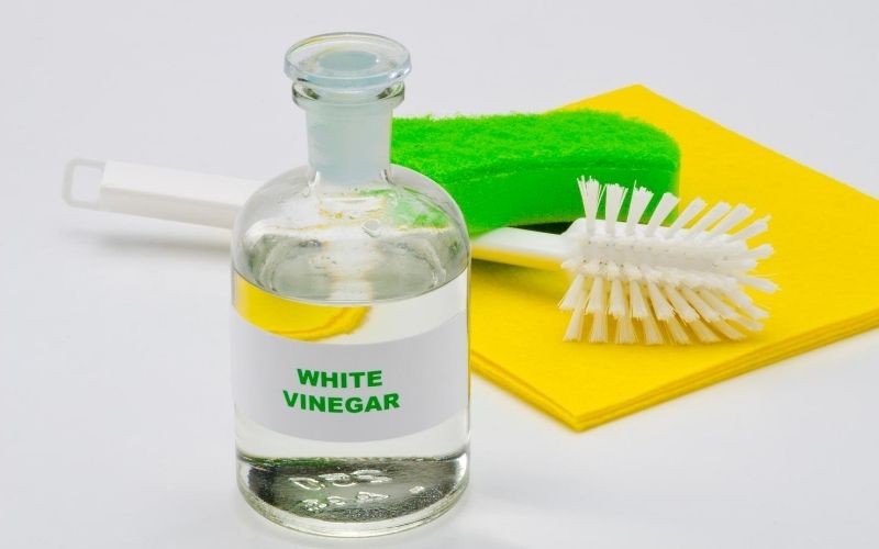 car-cleaning-vinegar