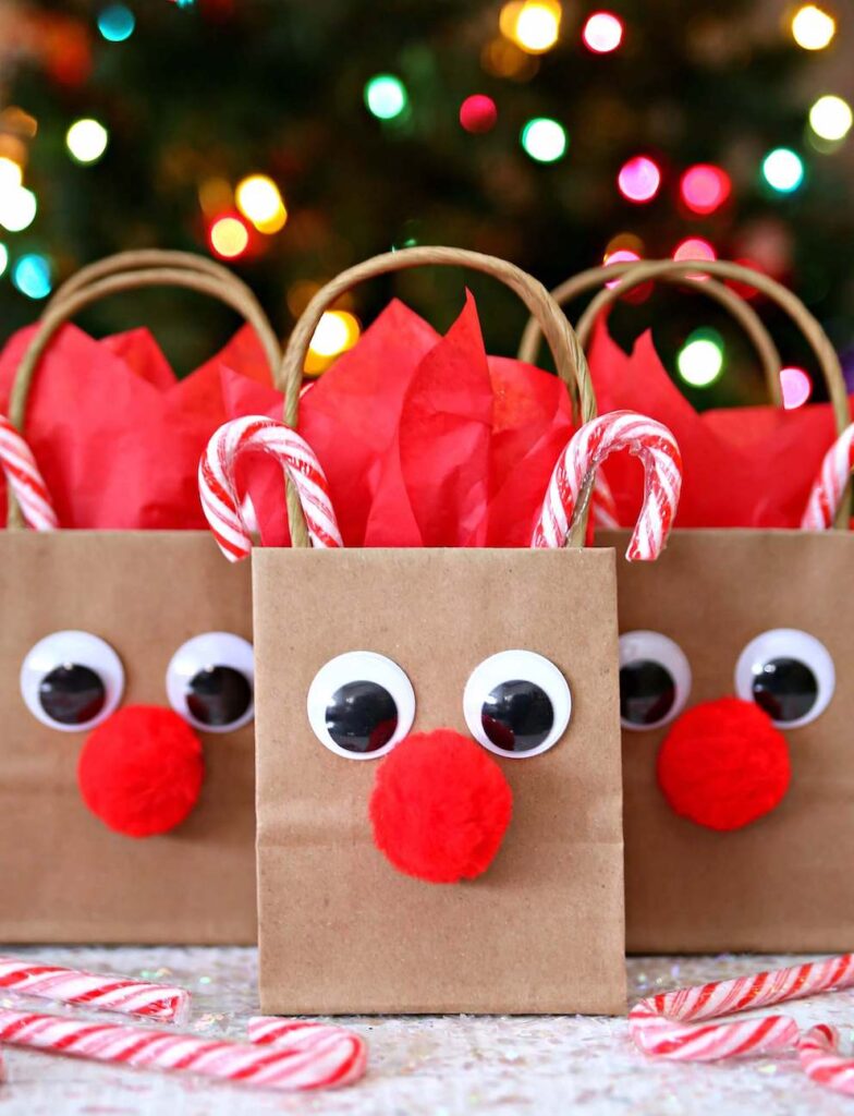 reindeer-gift-bags-christmas-crafts