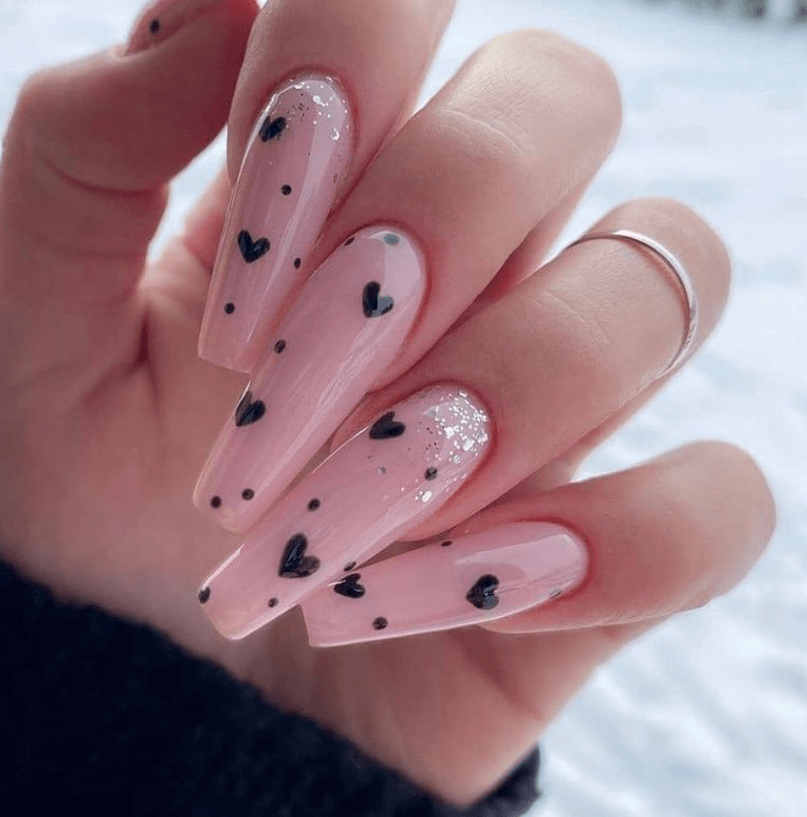 Valentines-day-nails-heart-design
