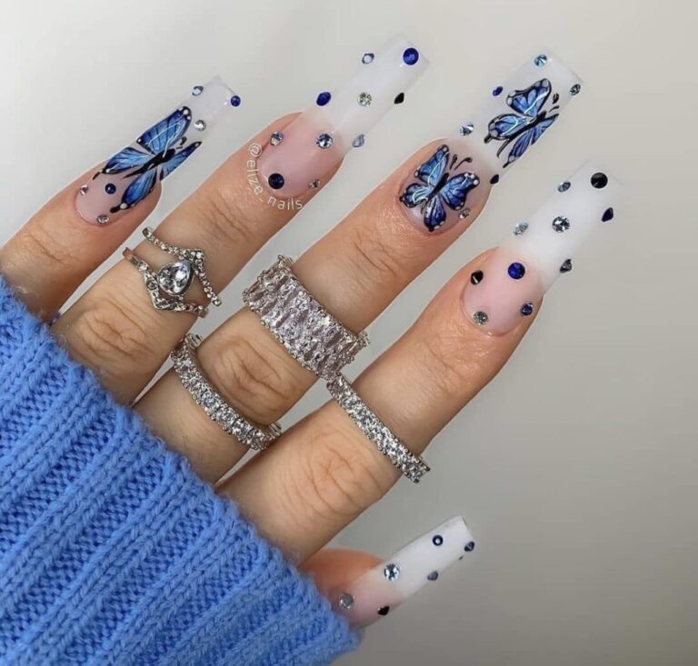25+ Beautiful Butterfly Nails You'll Want To Copy in 2024 Sweet Money Bee