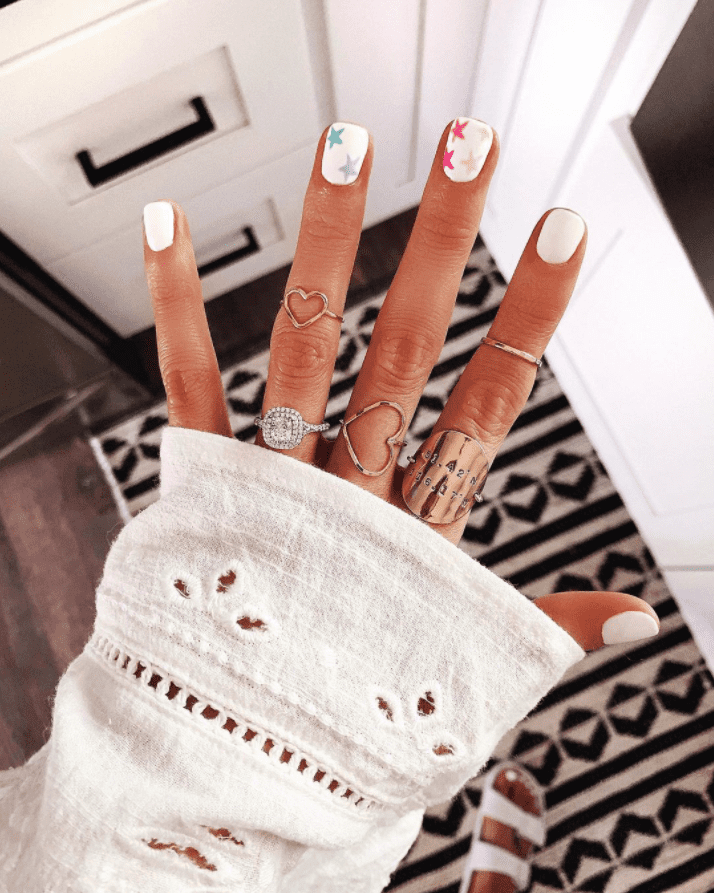 Classic-white-manicure-star-nail-design
