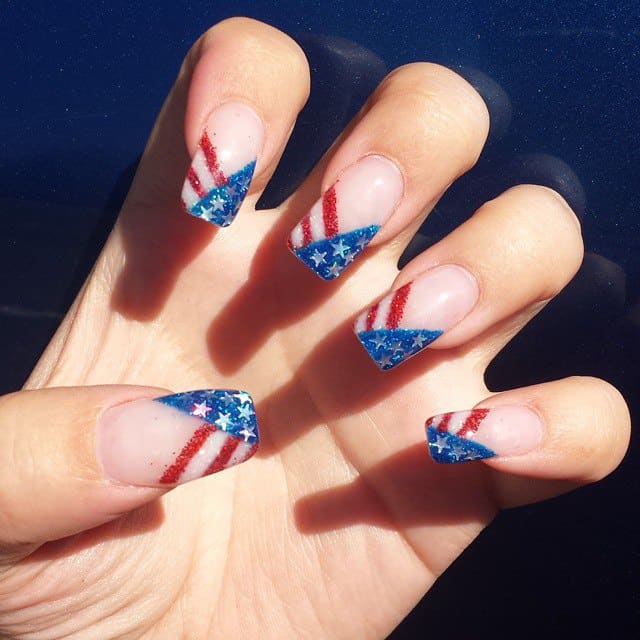 Patriotic 4th of July Nails To Rock 2024 Sweet Money Bee