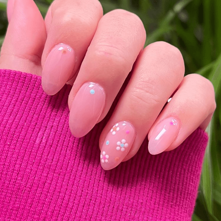 Pastel-pink-almond-nails-flower-designs