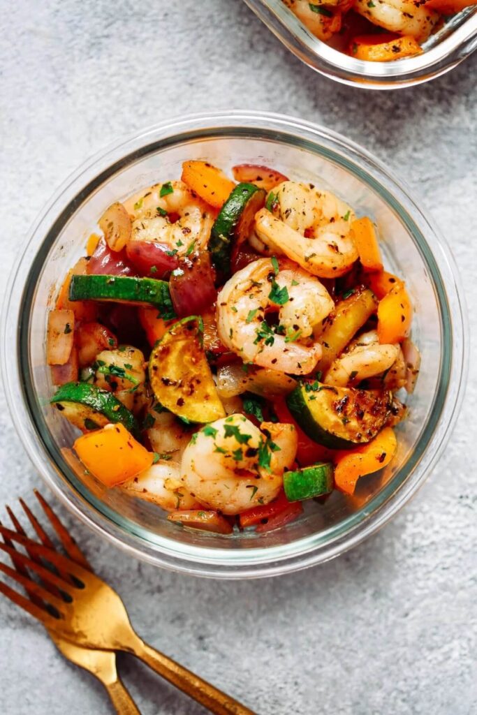 Garlic-shrimp-and-veggies-bowls