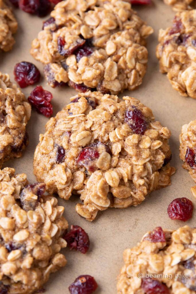 Healthy-vegan-oatmeal-cranberry-cookies