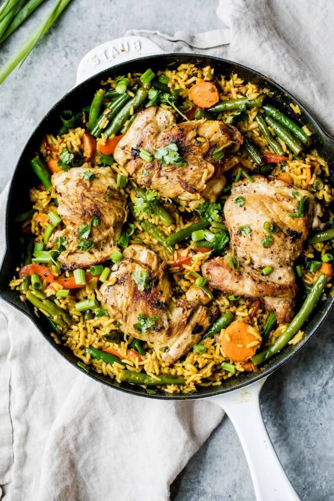 One-pan-thai-coconut-yellow-curry-chicken-rice