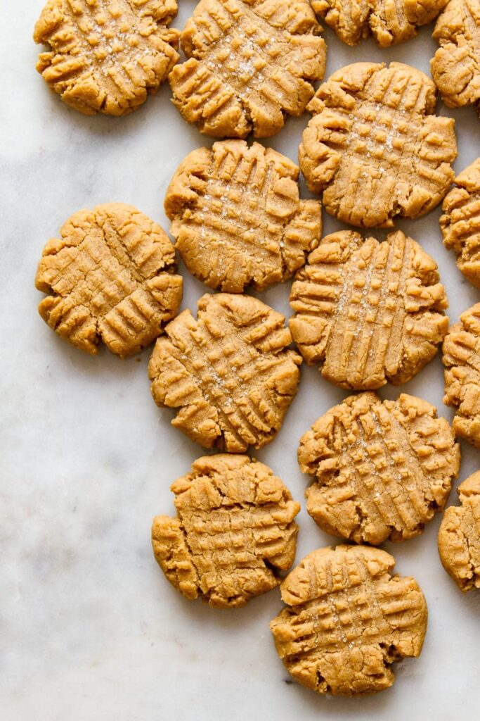 Vegan-peanut-butter-cookies