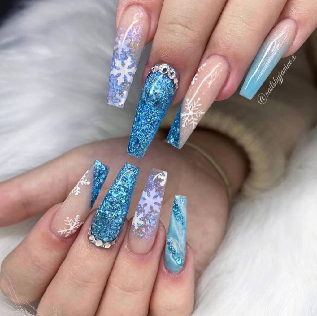 Blue-acrylic-winter-nail-art