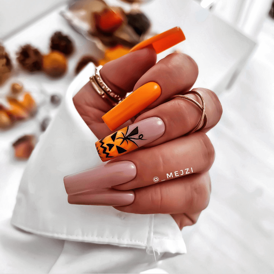 Halloween-pumpkin-nails