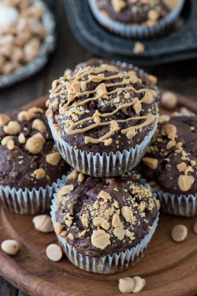 Healthy-chocolate-peanut-butter-chip-muffins