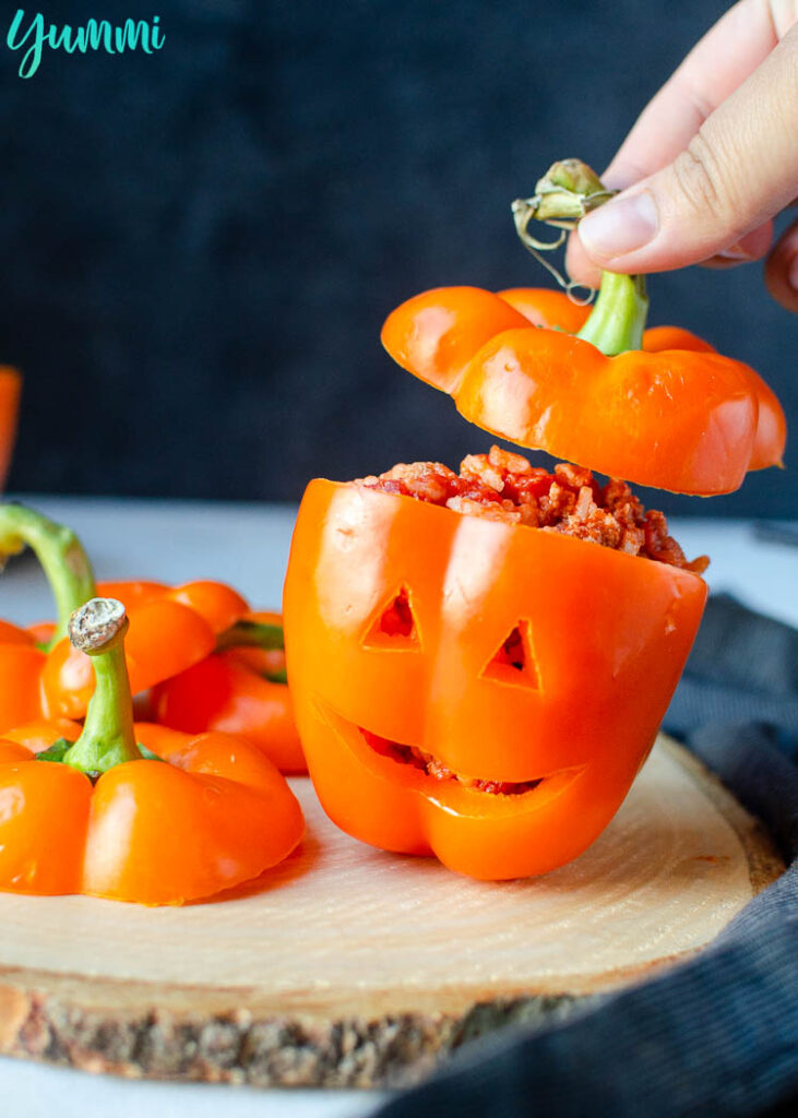 Halloween-stuffed-peppers