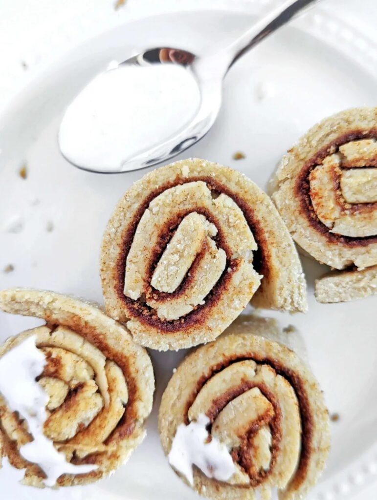 No-bake-protein-cinnamon-rolls