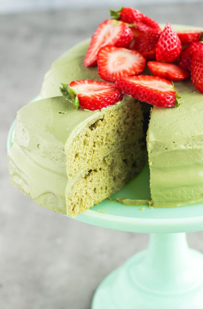 Healthy-Matcha-Cake-with-Matcha-Frosting