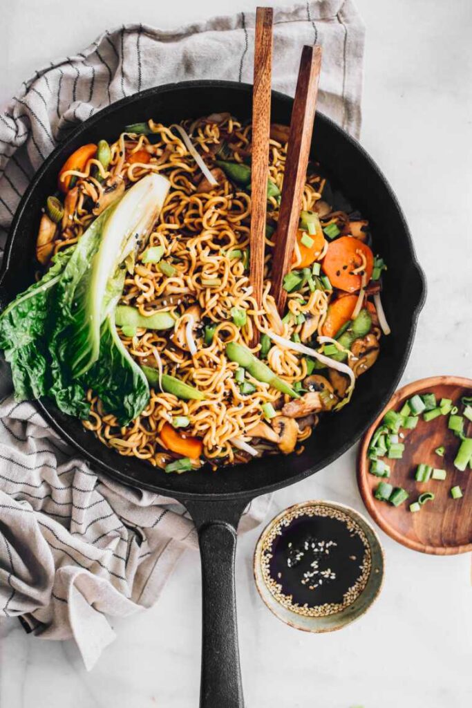 17-Chow-Mein-Noodles-by-Nutriciously-5
