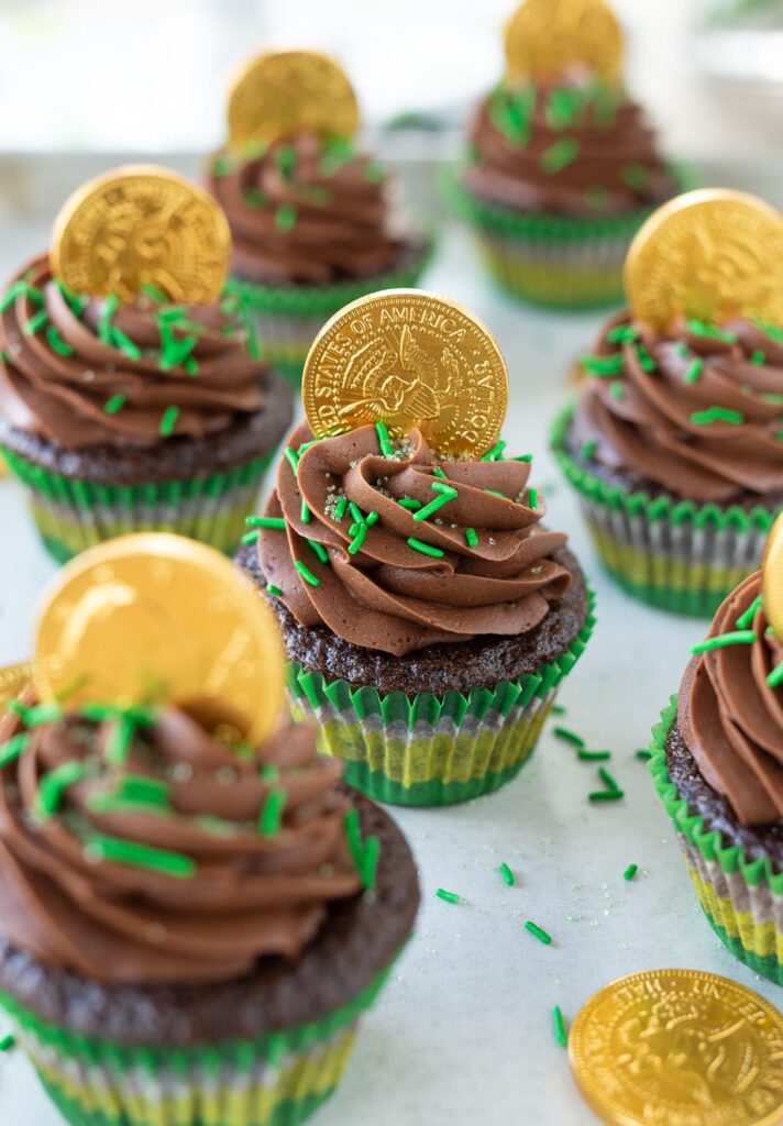 St.-Patricks-Day-Chocolate-Cupcakes