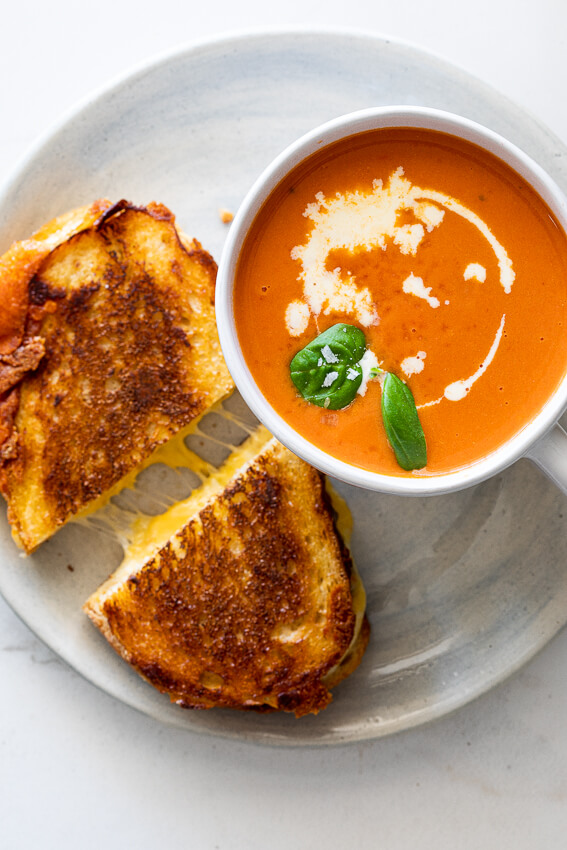 17-Tomato-soup-with-grilled-cheese