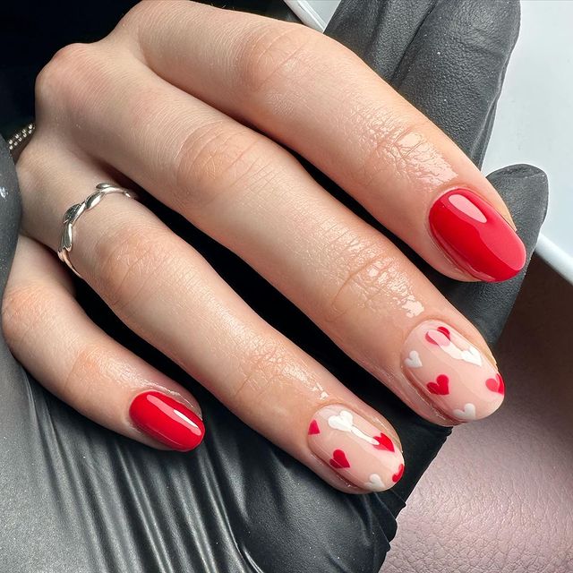 Red-nude-pink-nails-valentines-day-hearts