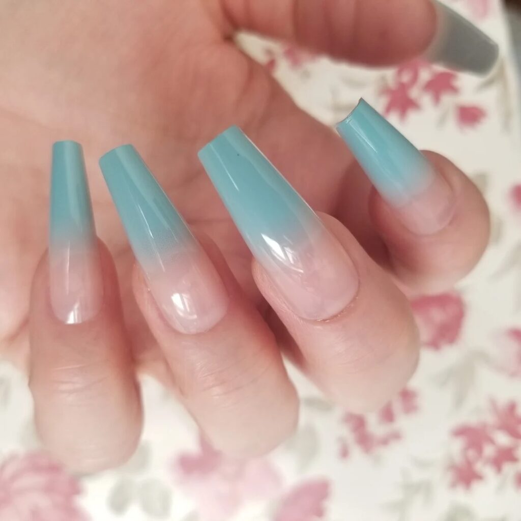 02-Light Blue and White Ombre Nails-J