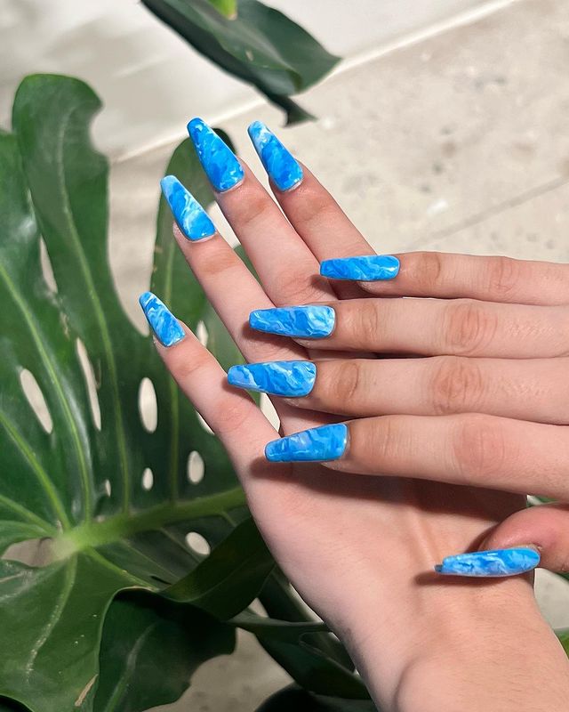 13-Light Blue Marble Nails