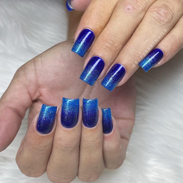 16-Royal Blue Glitter Ombre Nails