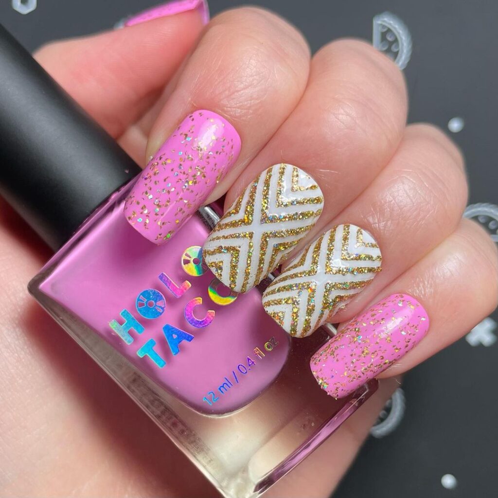 03-Pink and Gold Birthday Nails