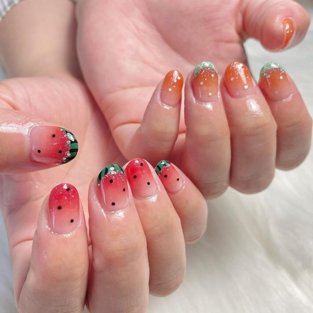 14-Awesome Watermelon Short Nails