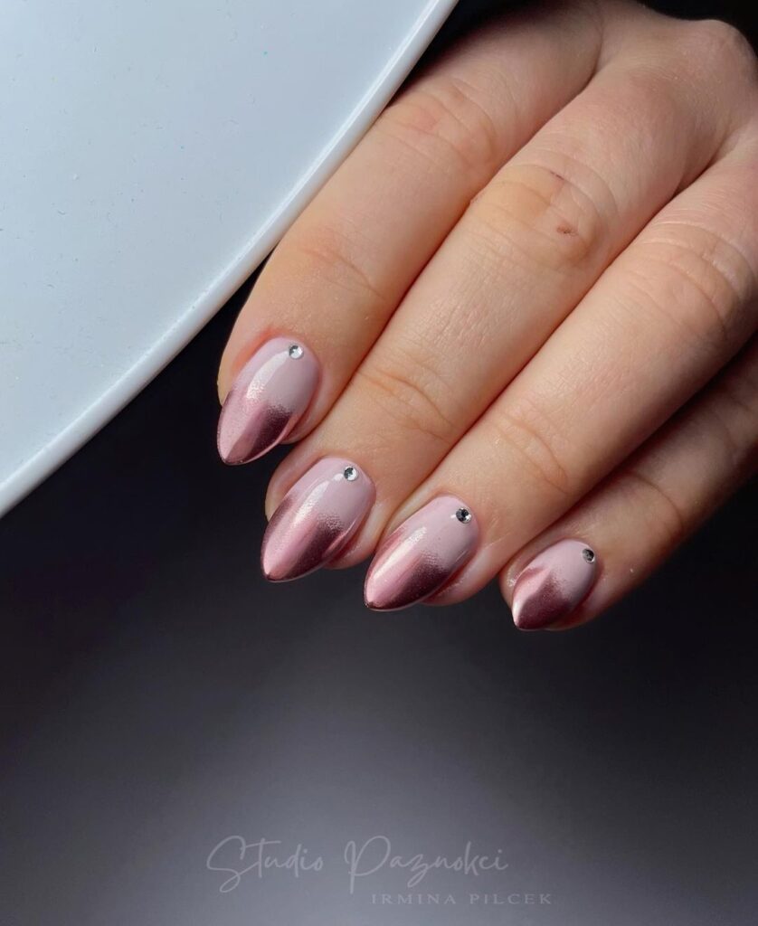 13-Classy Pink Rose Gold Ombre Nails