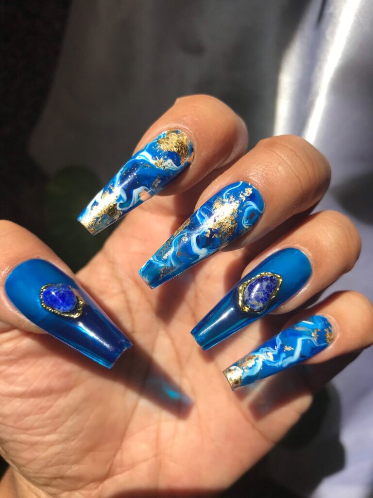 02-Royal Blue Marble Nails
