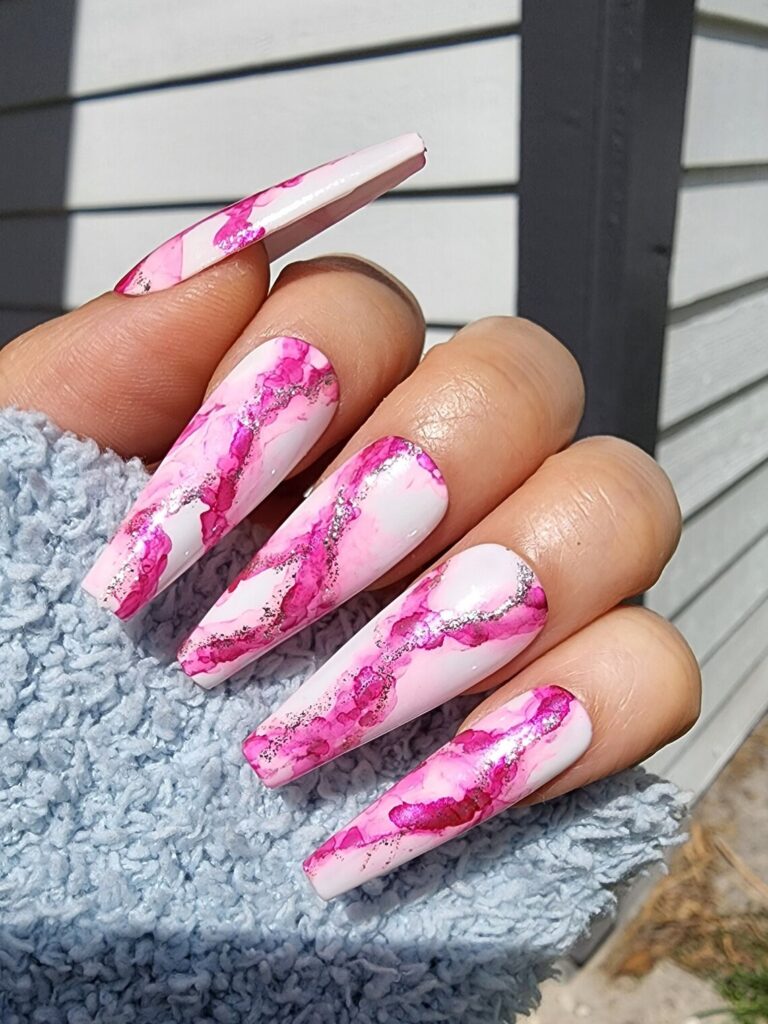 15-Cute Pink And White Marble Nails