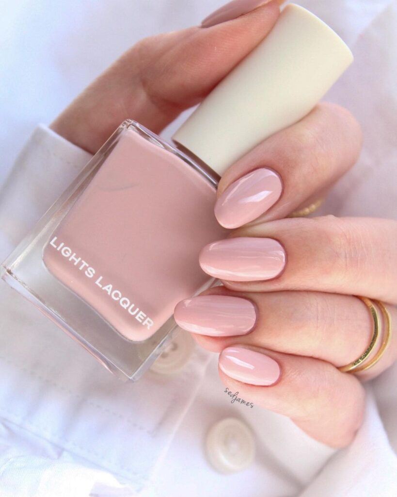 09-Sweet Neutral Pink Nails