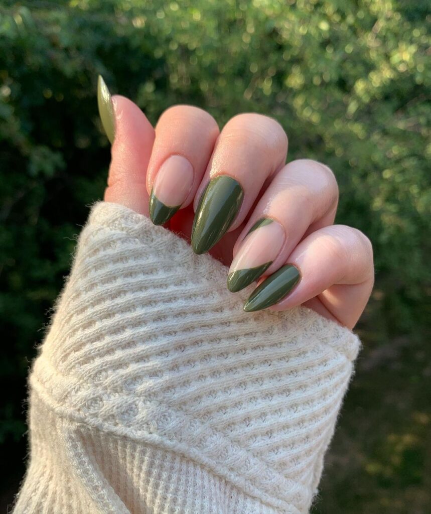 02-Simple Olive Green Fall Nails