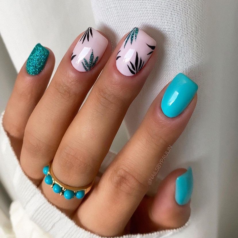 06-Tropical Turquoise and Pink Nails