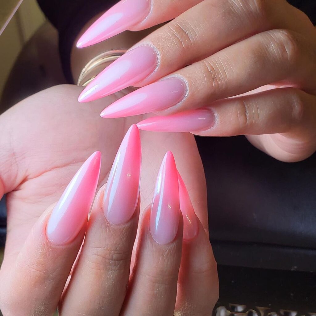05-Simple Light Pink Stiletto Nails
