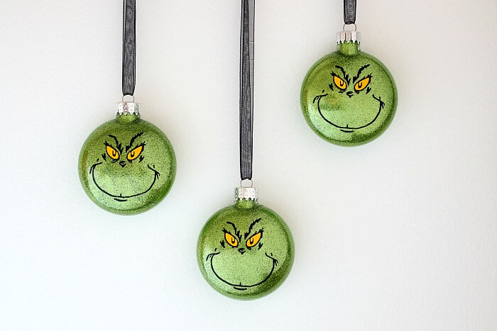 08-Adorable Grinch Ornaments