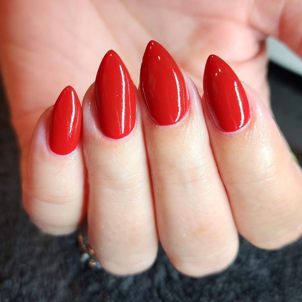 05-Cute Short Red Stiletto Nails