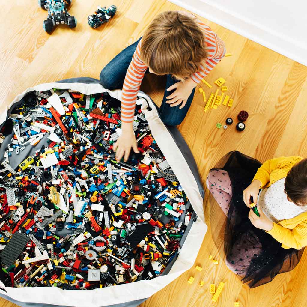 LEGO-storage-swoop-bag-organizer