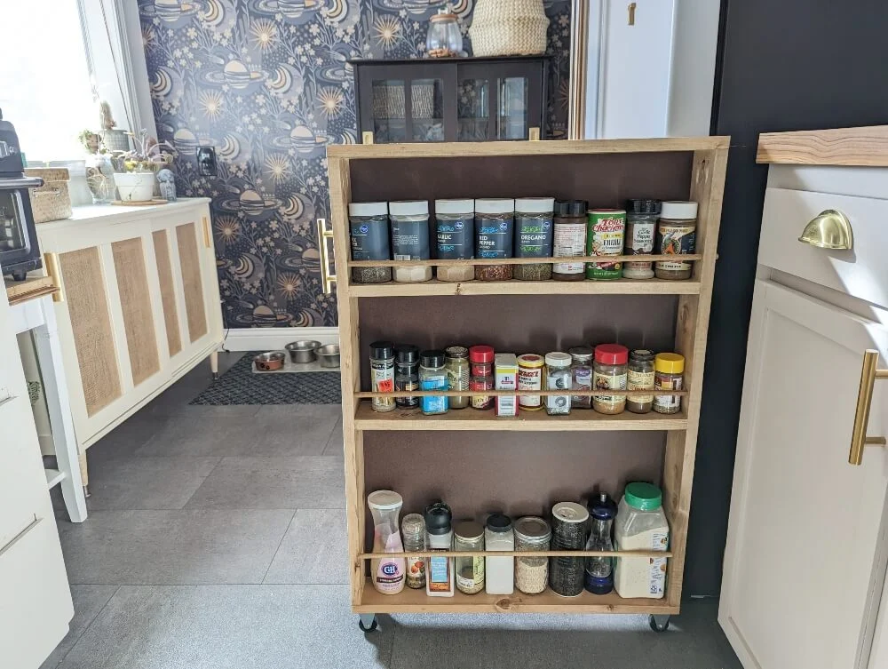 DIY-pull-out-spice-cabinet
