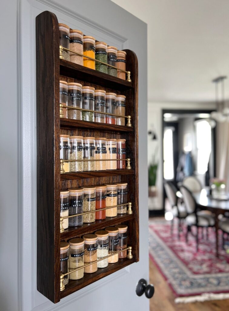 Easy-diy-wood-pantry-door-spice-rack