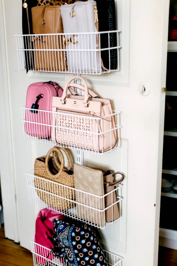 Over-the-door-handbag-organizer