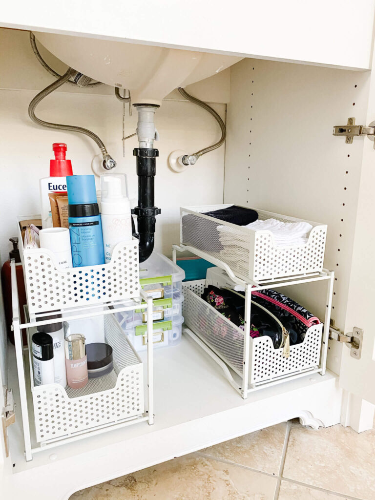 Under-bathroom-sink-shelf-organizer