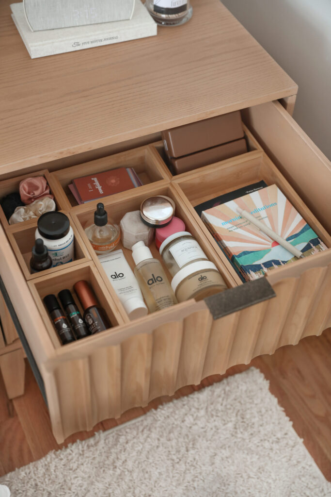 Nightstand-bamboo-organizers