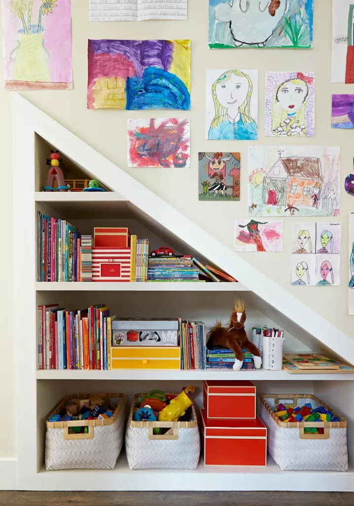 Staircase-kids-toys-books-storage-idea