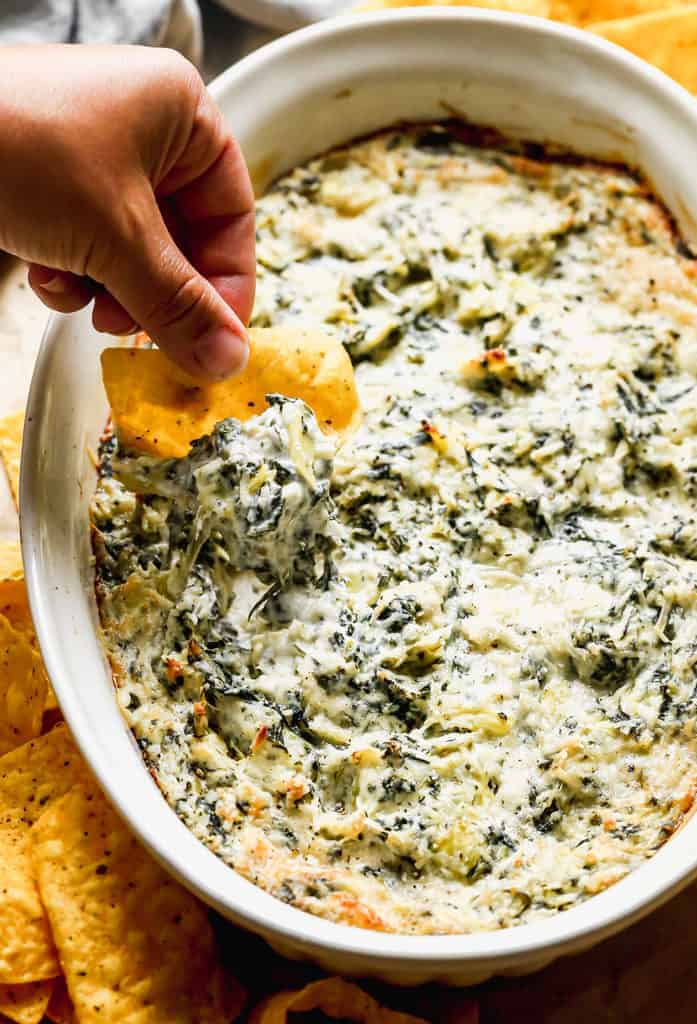 Easy-spinach-artichoke-dip