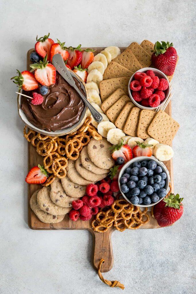 Healthy-chocolate-fruit-dip