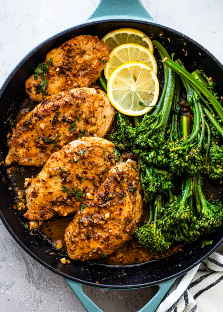 Skillet-garlic-butter-chicken-broccoli-protein-meal