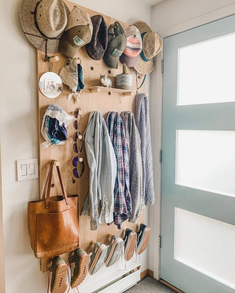 Small-space-diy-pegboard-entryway-storage