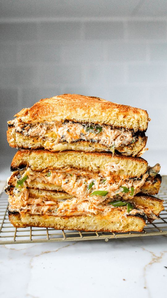 Spicy-tuna-melt-sandwich