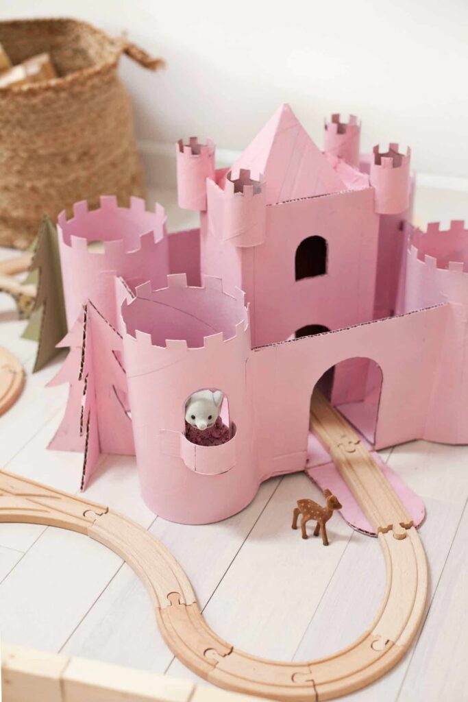 Cardboard-toy-castle-project