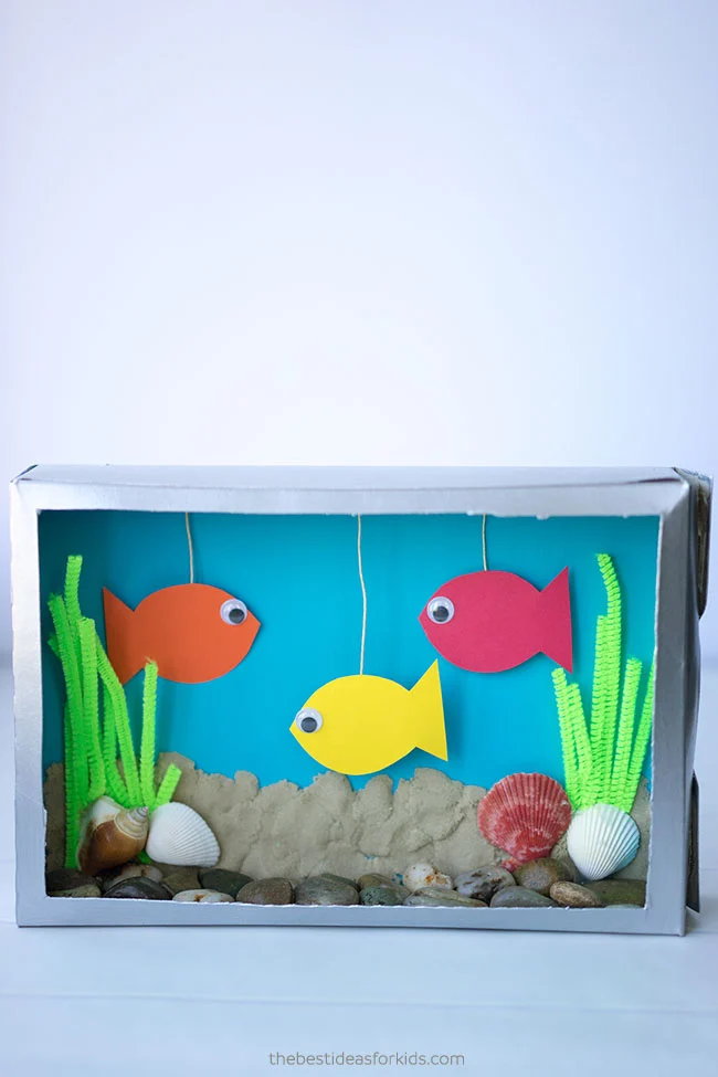 Cereal-box-aquarium-craft-for-kids