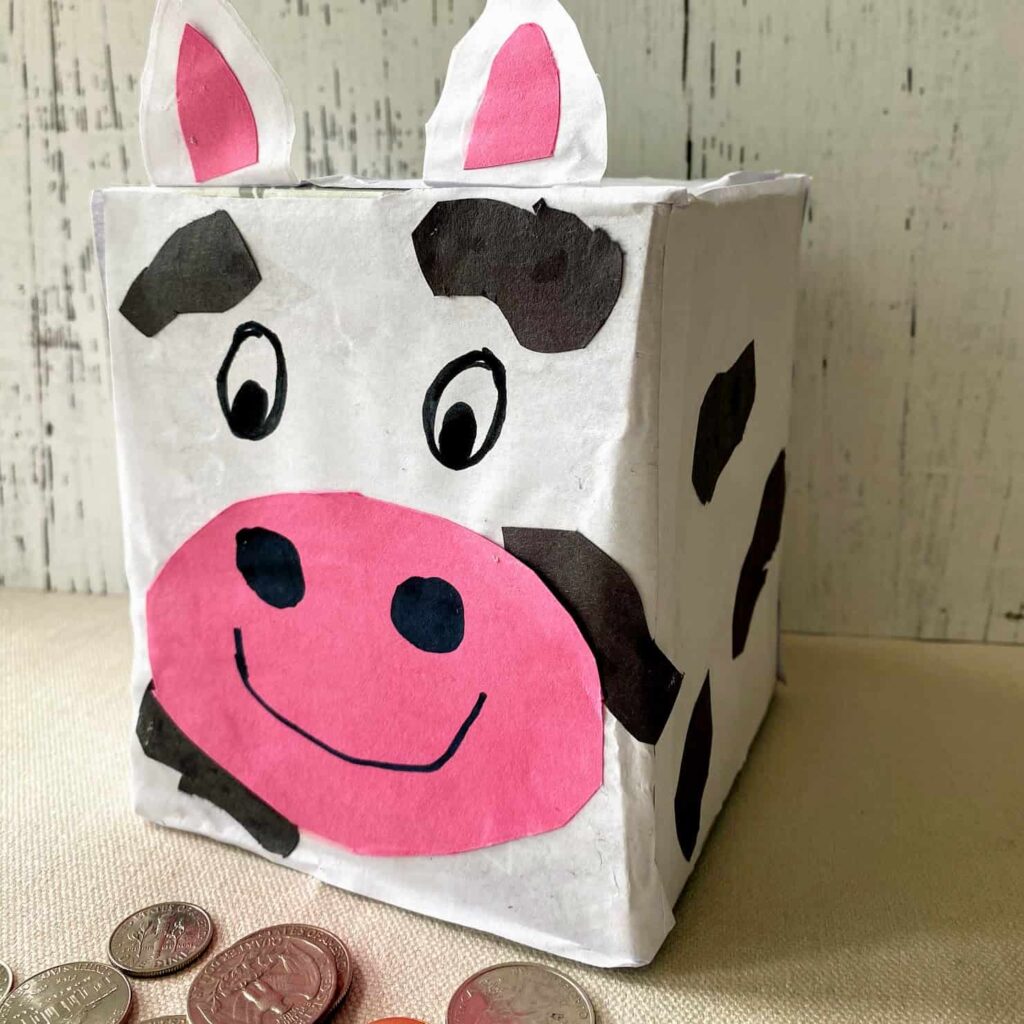 DIY-piggy-banks-tissue-box-craft